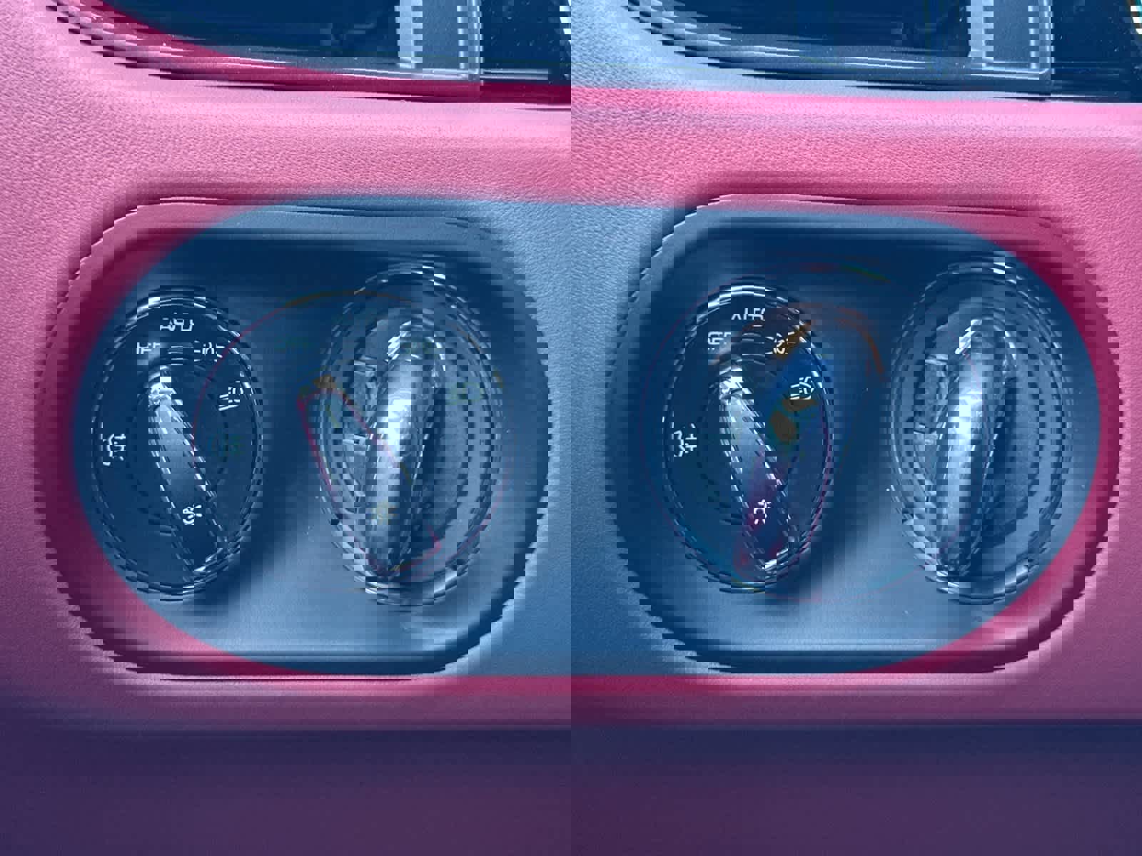 New 2026 Porsche Macan image 29