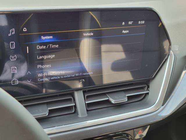 New 2026 Chevrolet Trax ACTIV w/ Driver Confidence Package FWD image 19