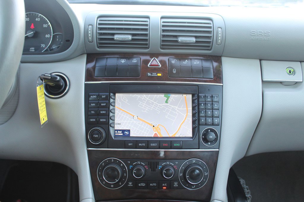 Used 2005 Mercedes-Benz C 320 Sedan image 15