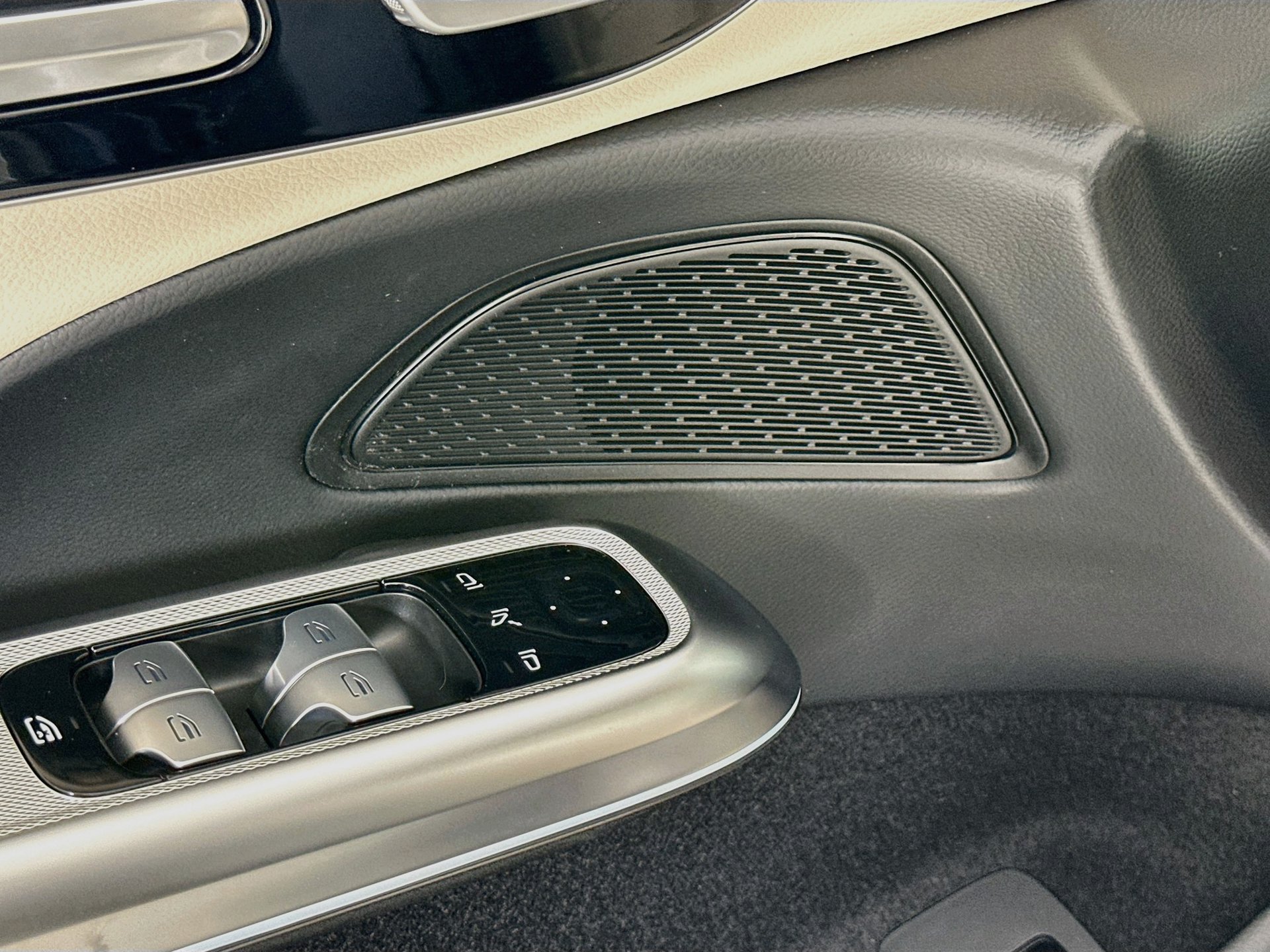 New 2027 Mercedes-Benz E 350 Sedan image 20