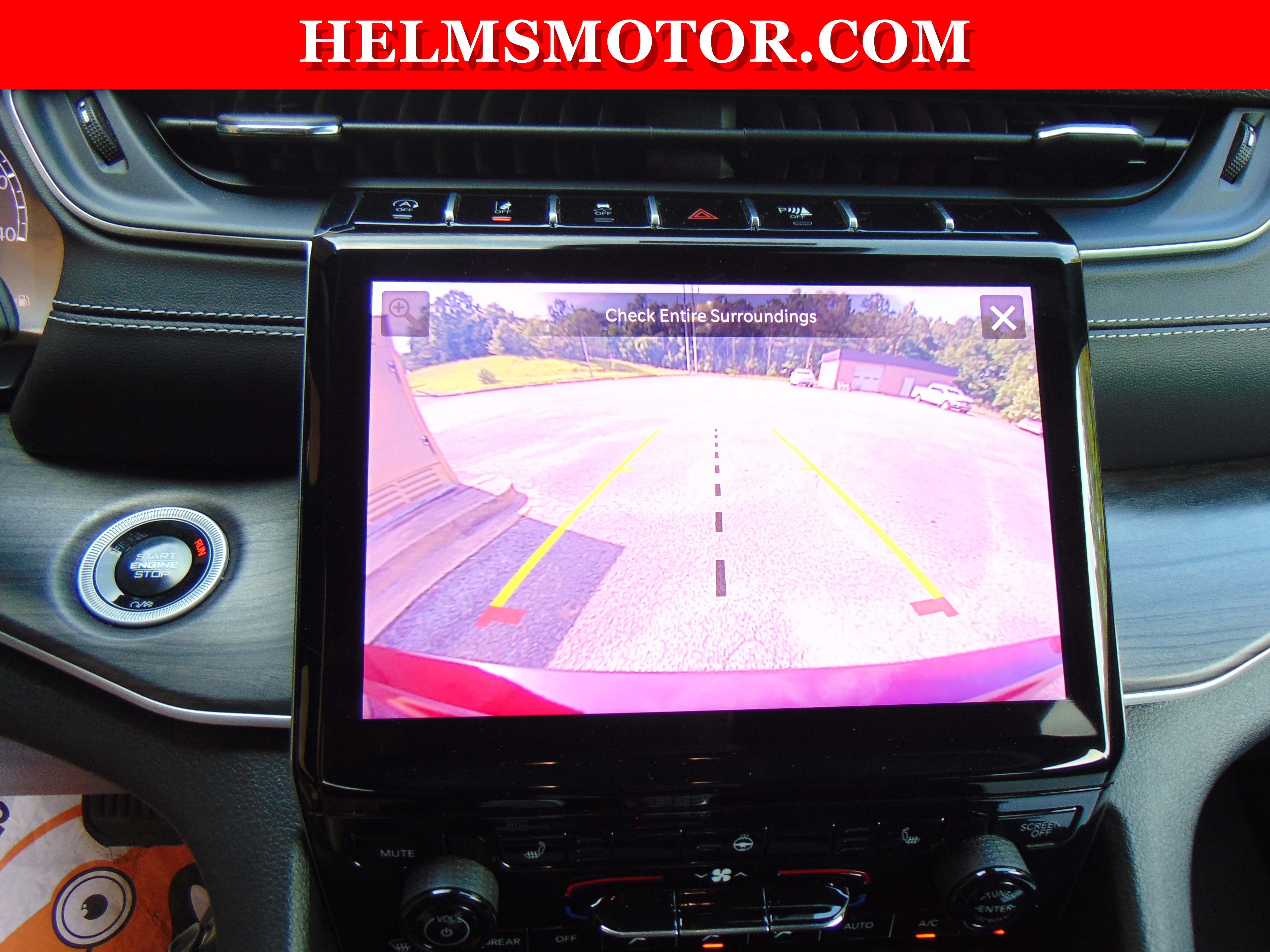 Used 2024 Jeep Grand Cherokee L Limited AWD/4WD image 28