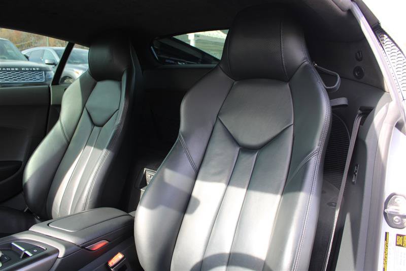 Used 2018 Audi R8 V10 w/ Carbon Exterior Package image 34