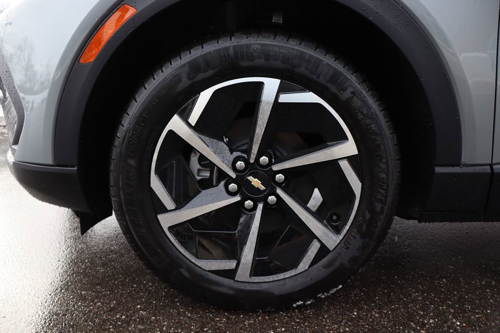 New 2026 Chevrolet Equinox EV LT image 25