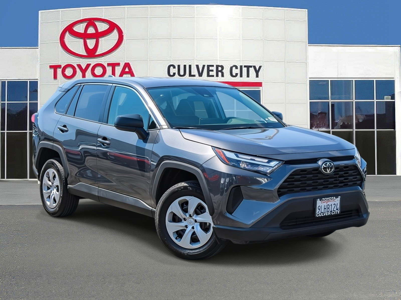 Used 2024 Toyota RAV4 LE image 1