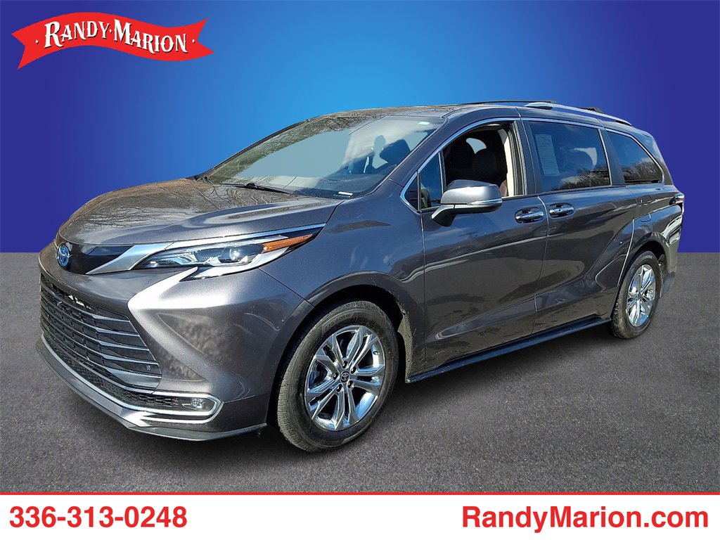 Used 2023 Toyota Sienna Platinum