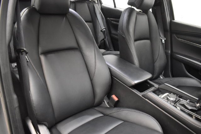 Used 2025 MAZDA MAZDA3 s FWD image 6