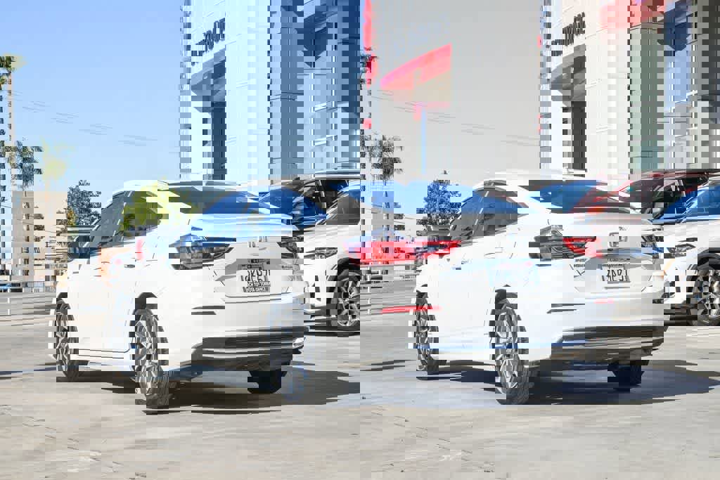 Used 2020 Honda Insight Touring image 9