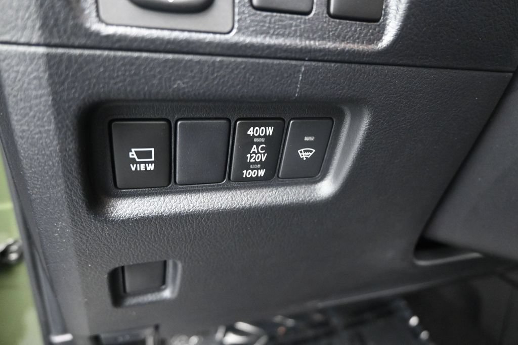 Used 2022 Toyota 4Runner TRD Off-Road Premium AWD/4WD image 22