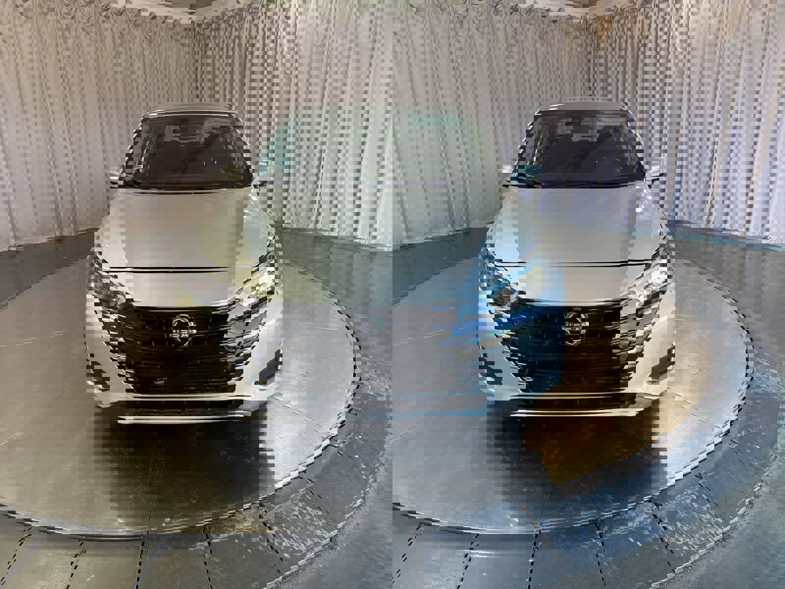 Used 2025 Nissan Versa SV w/ Trunk Package video 2