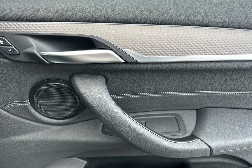 Used 2018 BMW X2 xDrive28i w/ M SportX Package image 19