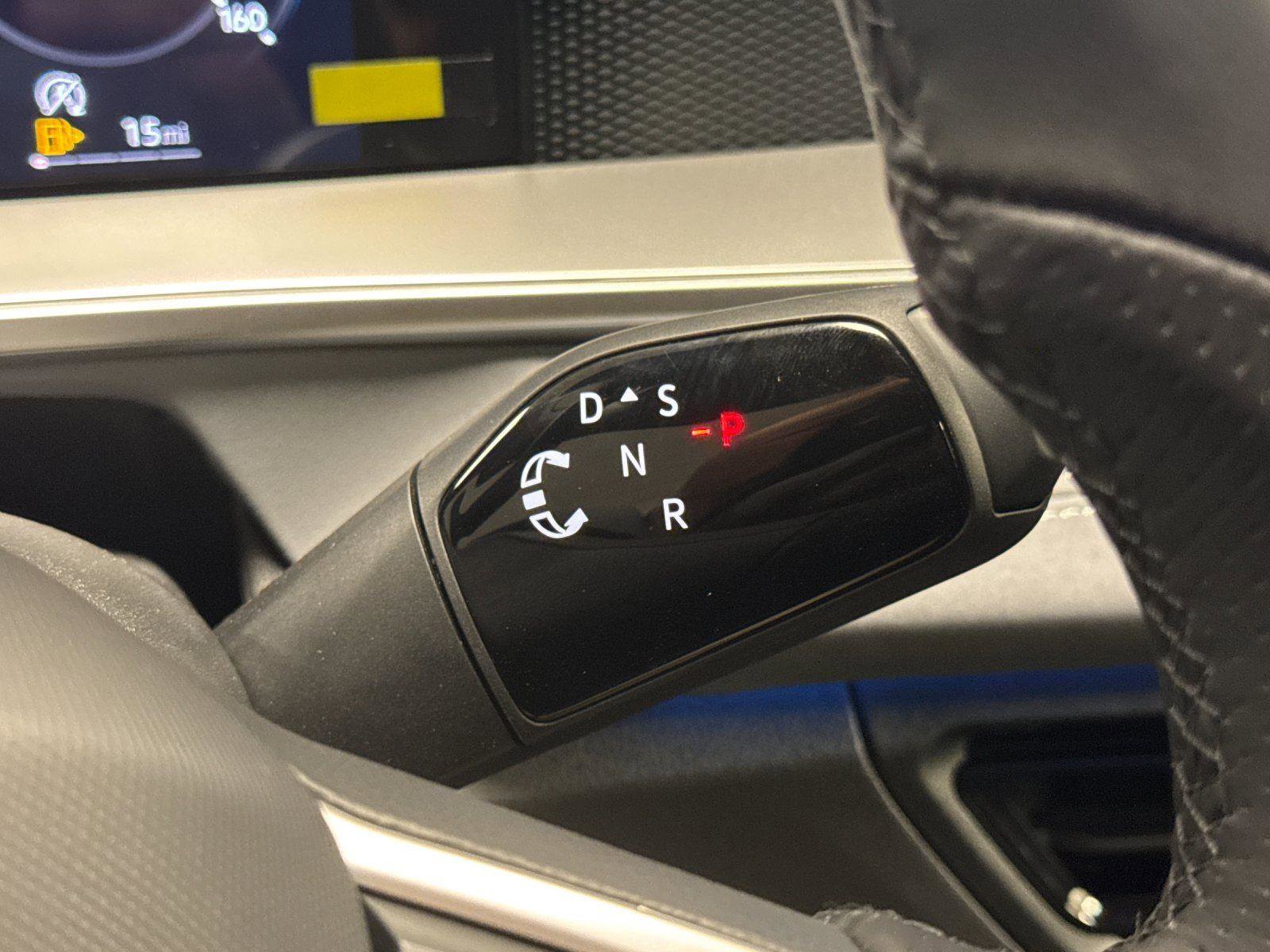 New 2026 Volkswagen Tiguan SE R-Line image 20