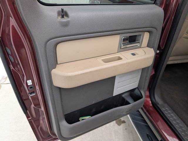 Used 2010 Ford F150 XLT image 19