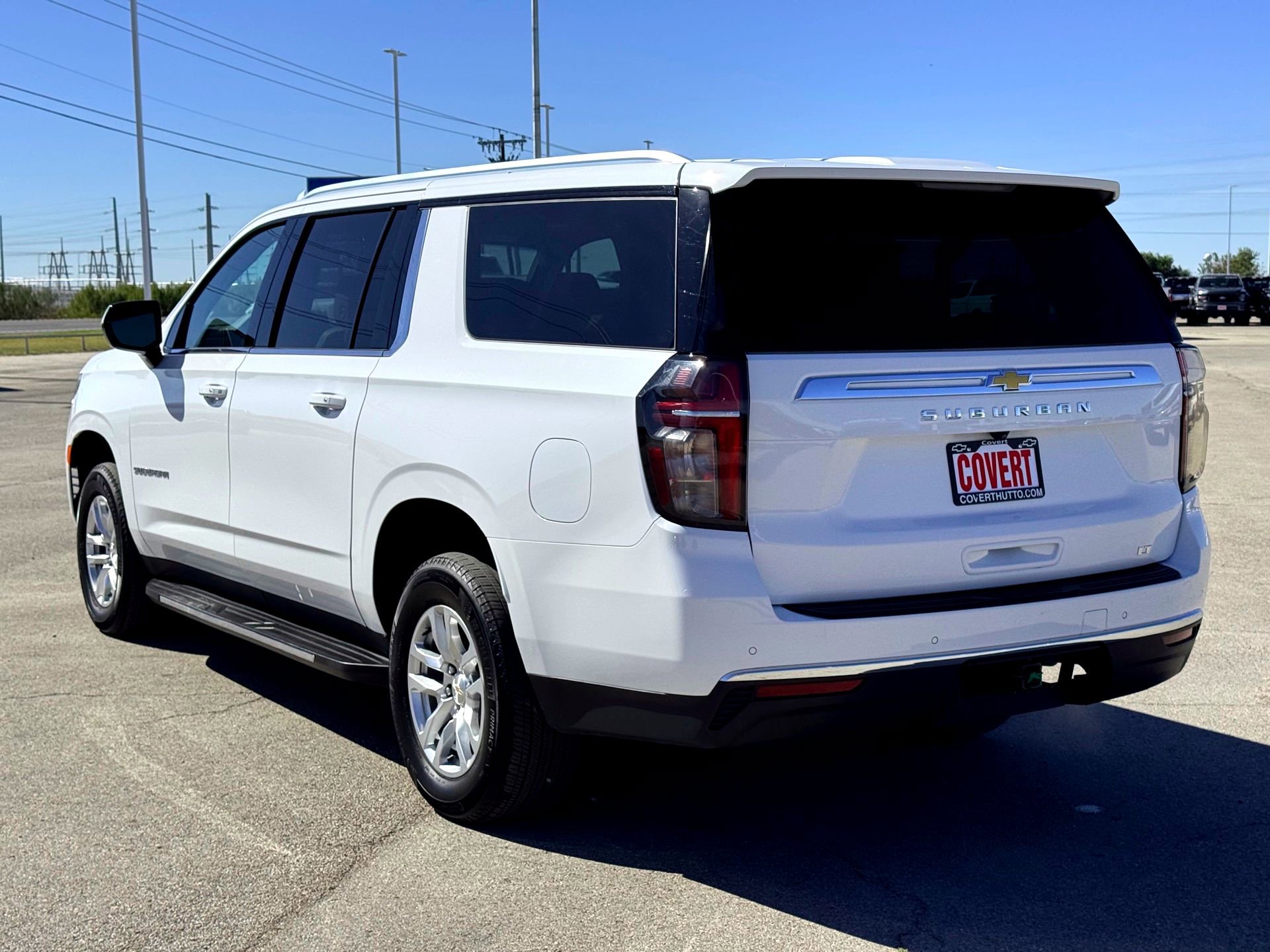 Used 2024 Chevrolet Suburban LT image 9
