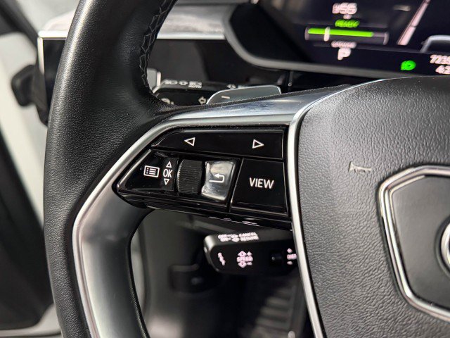 Used 2022 Audi e-tron Premium w/ Convenience Plus Package image 20