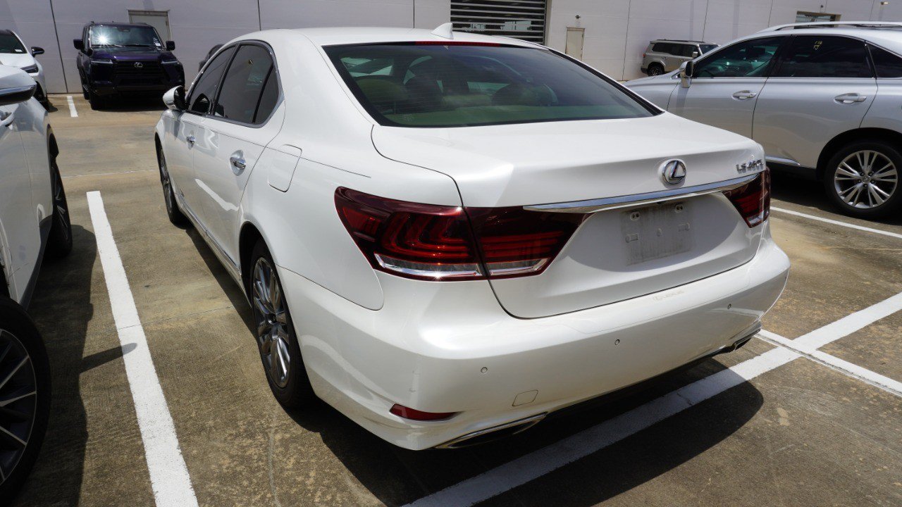 Used 2016 Lexus LS 460 L RWD image 8
