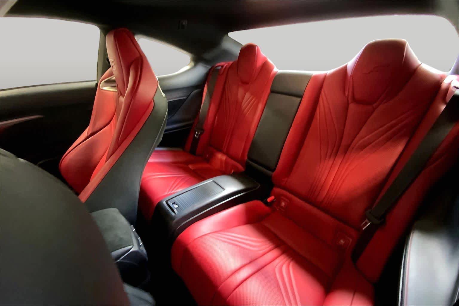Used 2015 Lexus RC F w/ Premium Package RWD image 18
