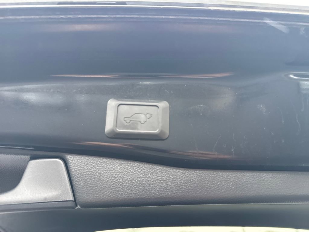Used 2024 Toyota RAV4 XLE w/ Convenience Package AWD/4WD image 40