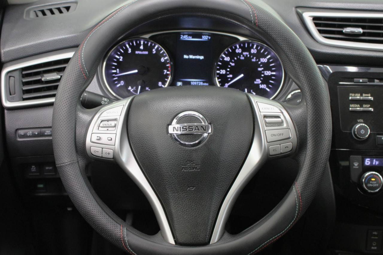 Used 2016 Nissan Rogue SV FWD image 54