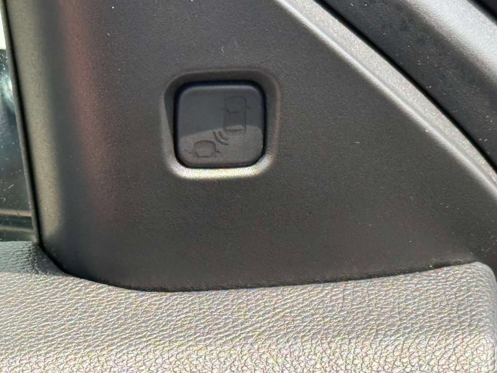 Certified 2023 Acura RDX w/ Advance Package AWD/4WD image 16