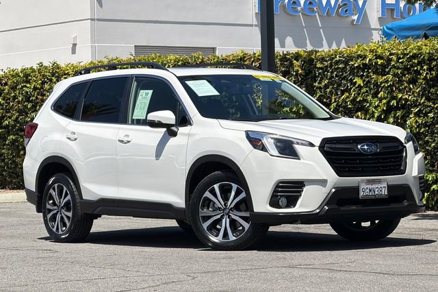 Used 2023 Subaru Forester Limited AWD/4WD image 2
