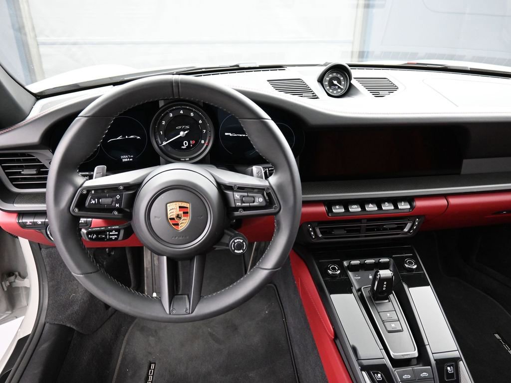 Certified 2024 Porsche 911 Carrera GTS RWD image 18