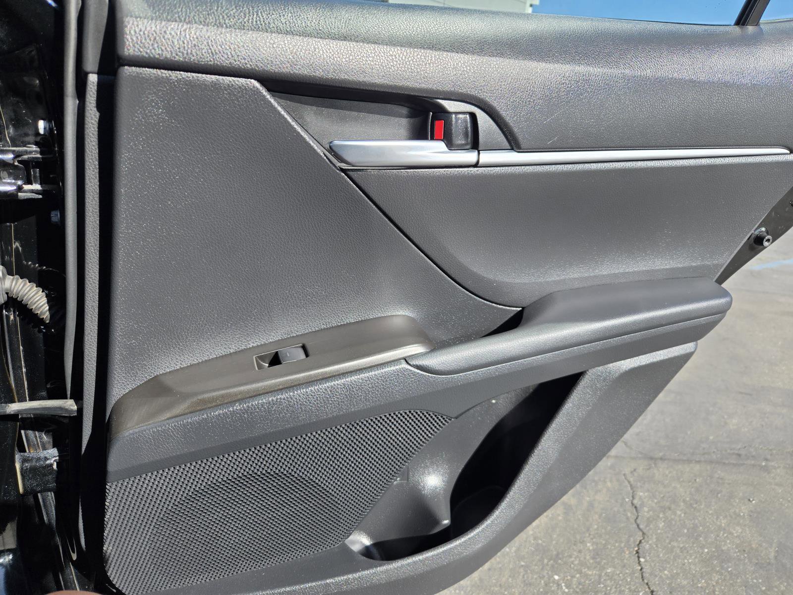 Used 2023 Toyota Camry SE FWD image 28