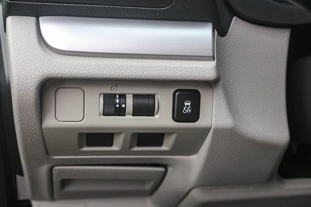 Used 2016 Subaru Forester 2.5i w/ Alloy Wheel Package image 30