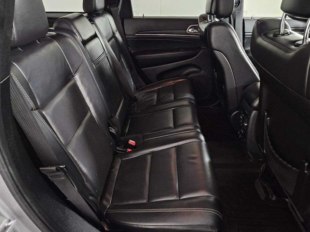 Used 2015 Jeep Grand Cherokee Limited w/ Luxury Group II AWD/4WD image 31