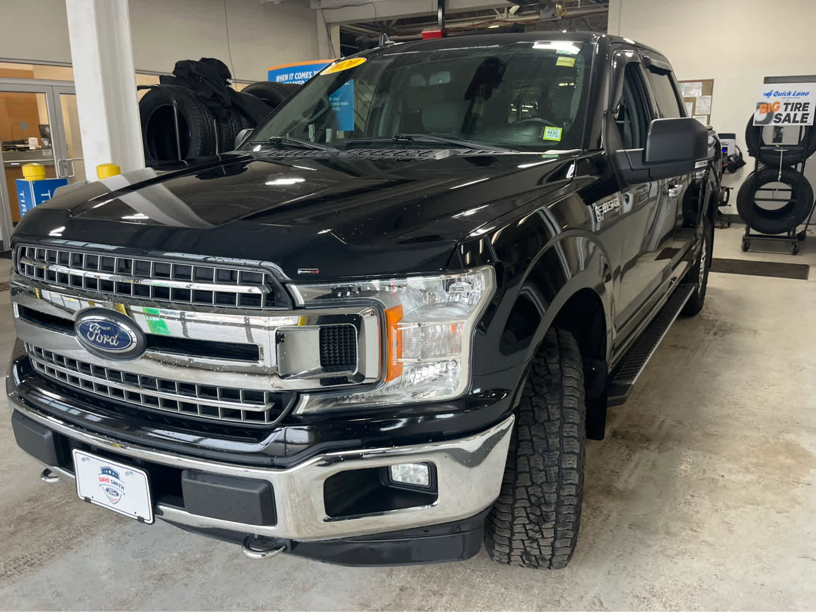 Used 2020 Ford F150 XLT w/ Equipment Group 302A Luxury AWD/4WD image 4