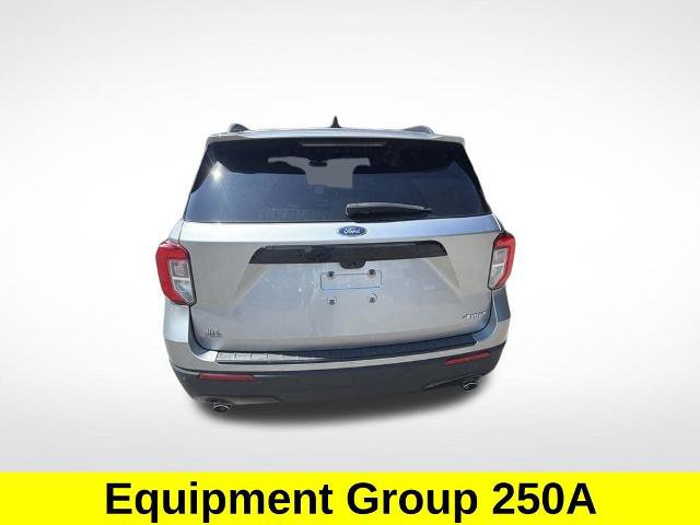 Certified 2023 Ford Explorer ST-Line AWD/4WD image 4