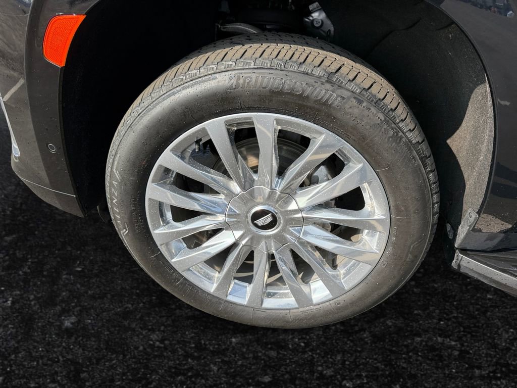 Certified 2024 Cadillac Escalade Premium Luxury image 9