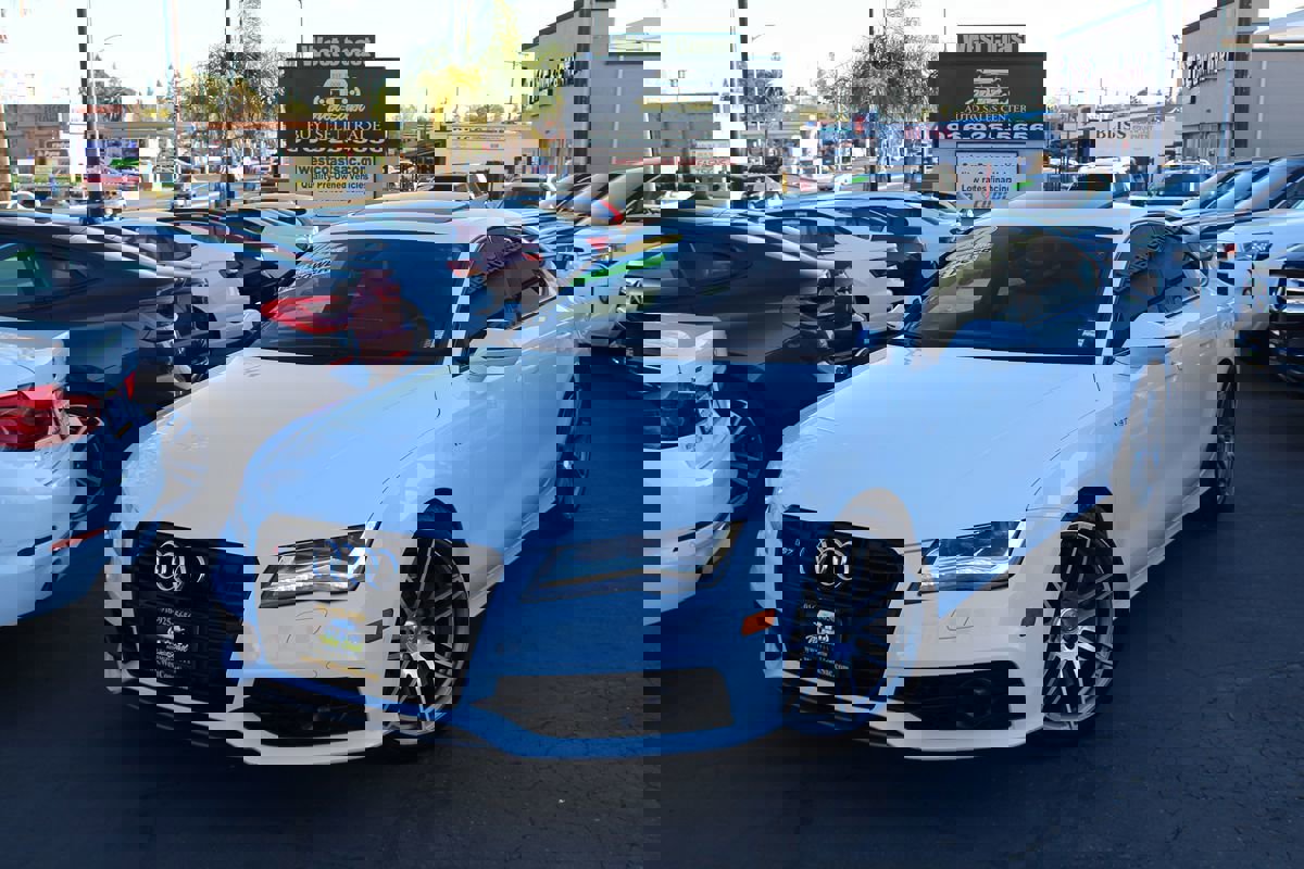 Used 2014 Audi S7 Prestige w/ Driver Assistance Package image 44