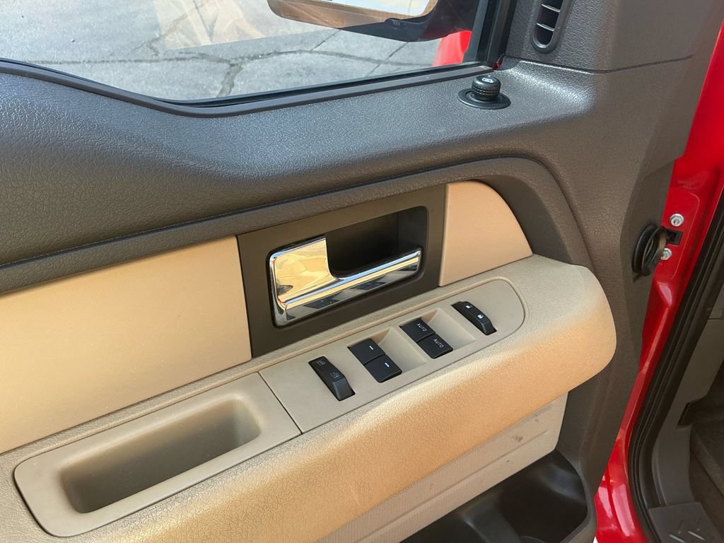 Used 2013 Ford F150 XLT w/ XLT Chrome Pkg RWD image 16