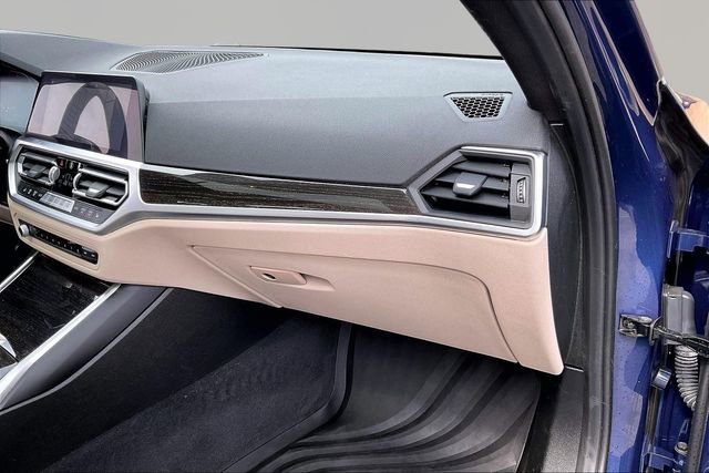Used 2021 BMW 330i xDrive Sedan w/ Premium Package image 18