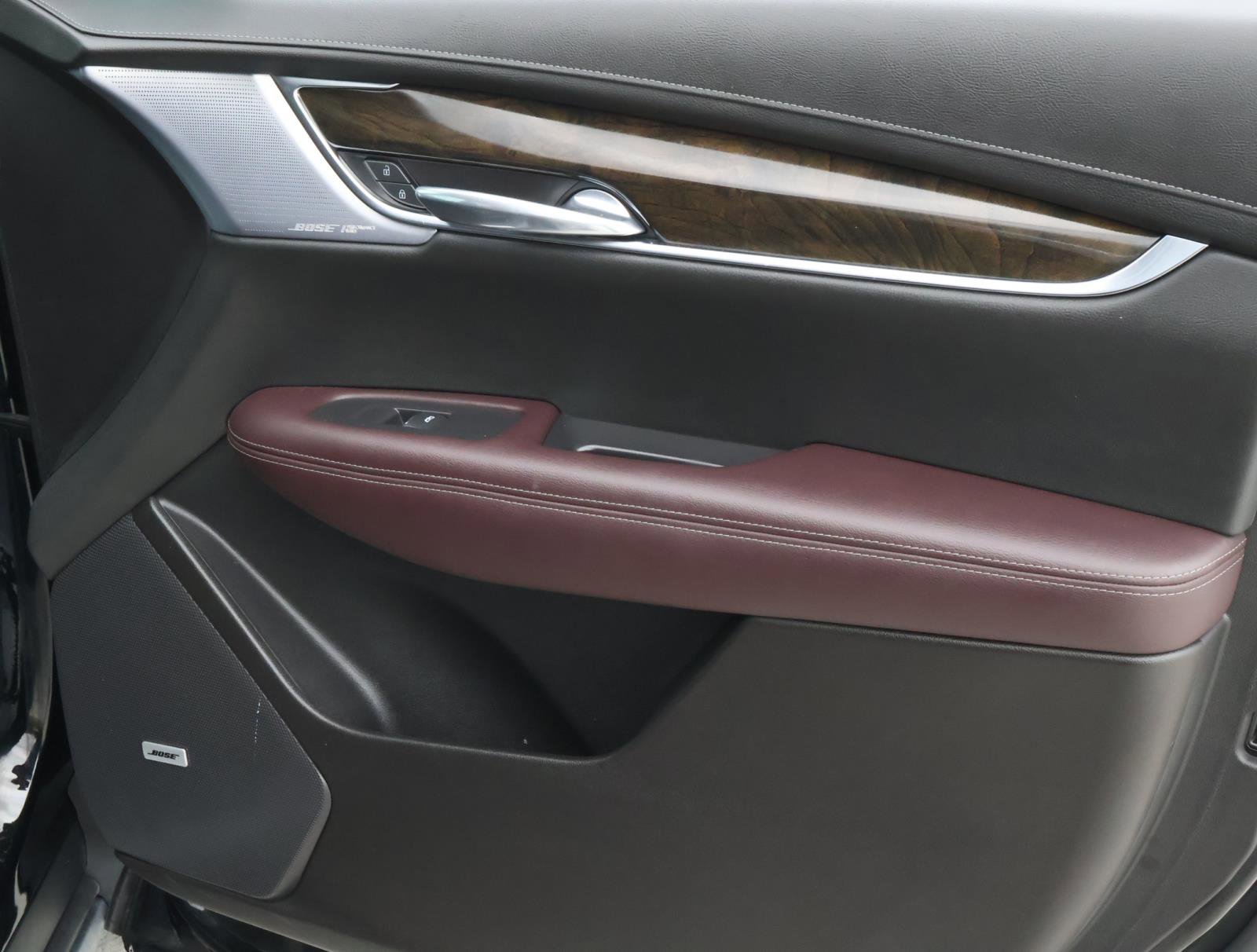 Used 2024 Cadillac XT6 Premium Luxury FWD image 21