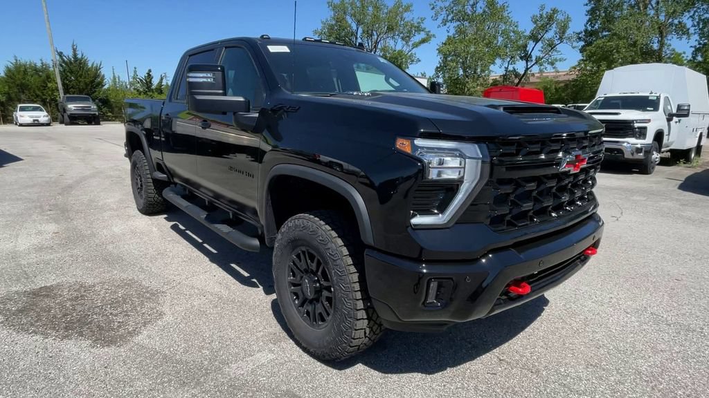 New 2026 Chevrolet Silverado 2500 ZR2 w/ LPO, Dark Essentials Package AWD/4WD image 4