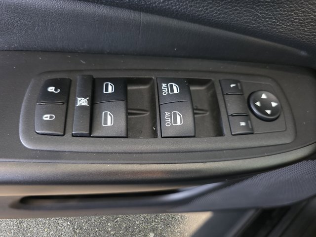 Used 2022 Jeep Cherokee Trailhawk w/ Sound & Nav Group image 27