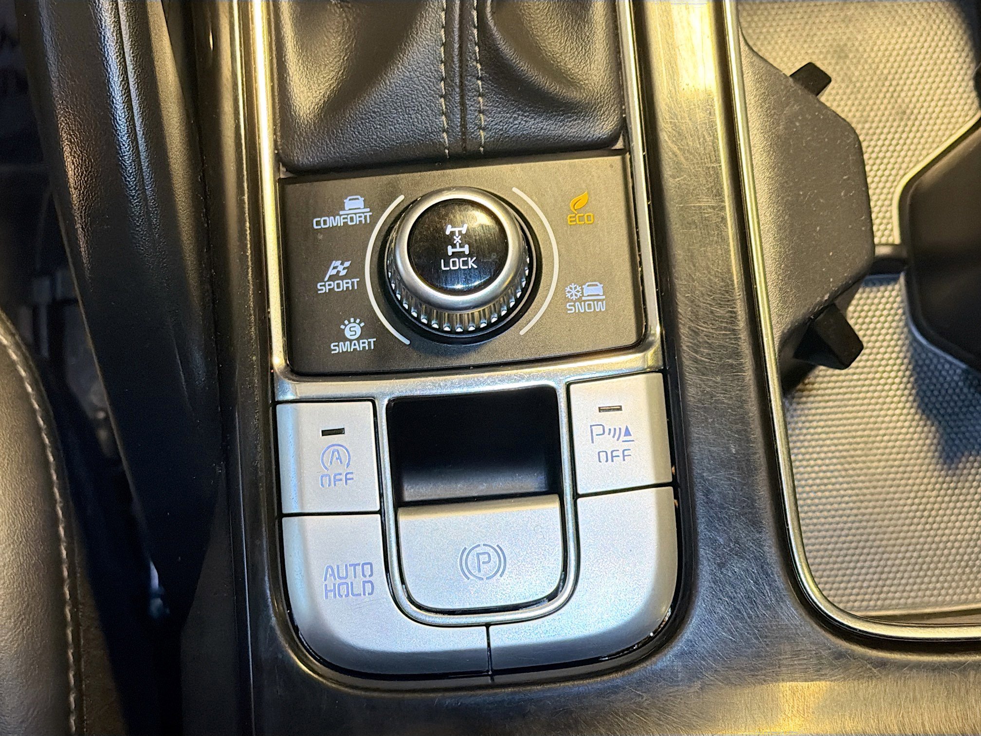 Used 2020 Kia Telluride S image 25