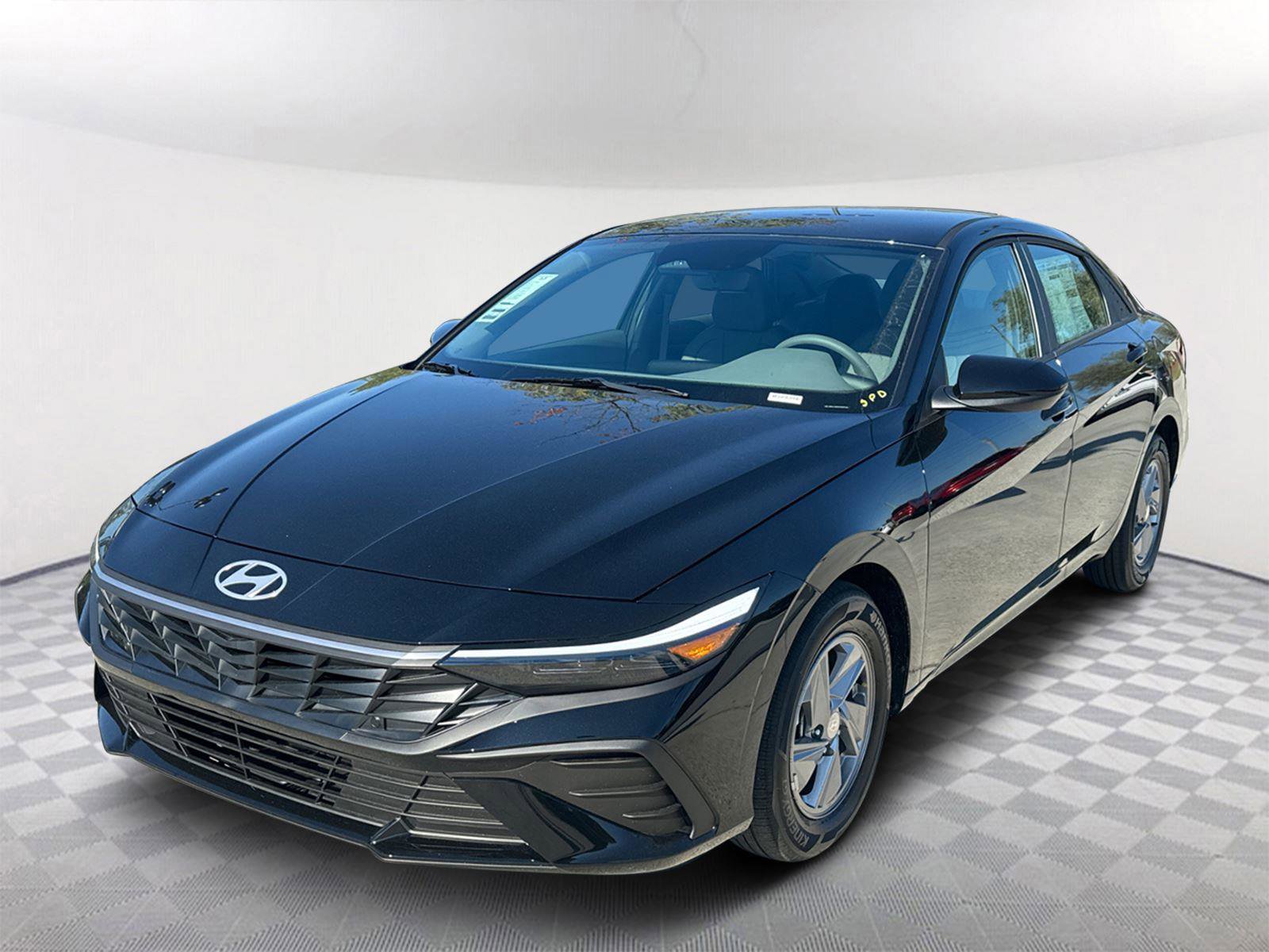 New 2025 Hyundai Elantra SE image 1