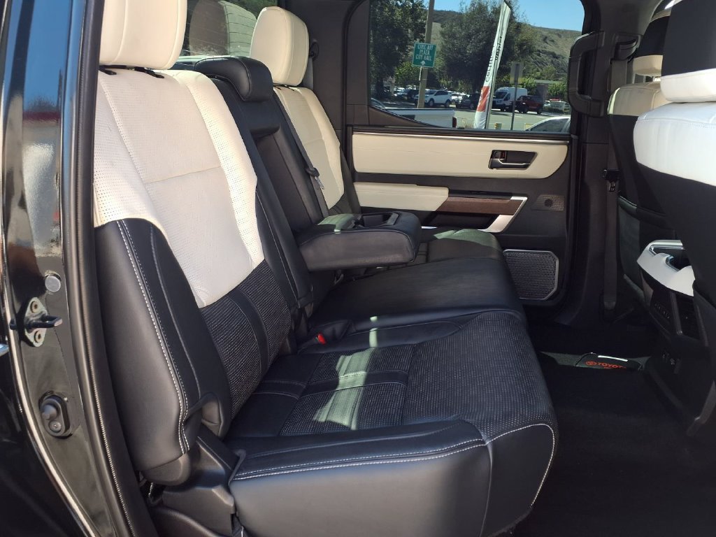 Used 2023 Toyota Tundra Capstone AWD/4WD image 31