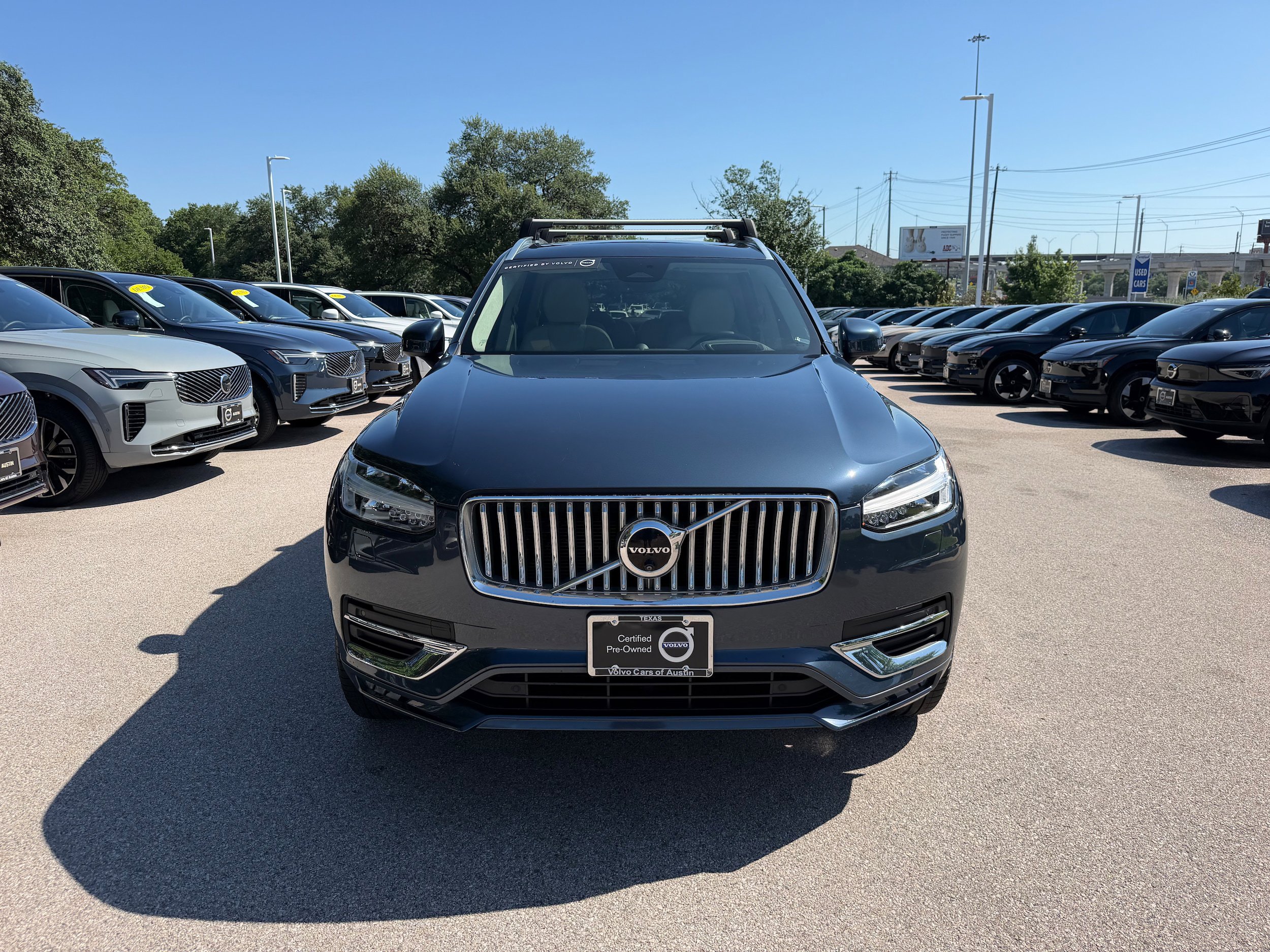 Certified 2024 Volvo XC90 B6 Ultimate w/ Lounge Package AWD/4WD image 7