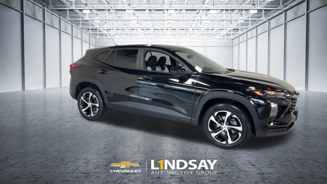 Used 2024 Chevrolet Trax RS FWD image 3