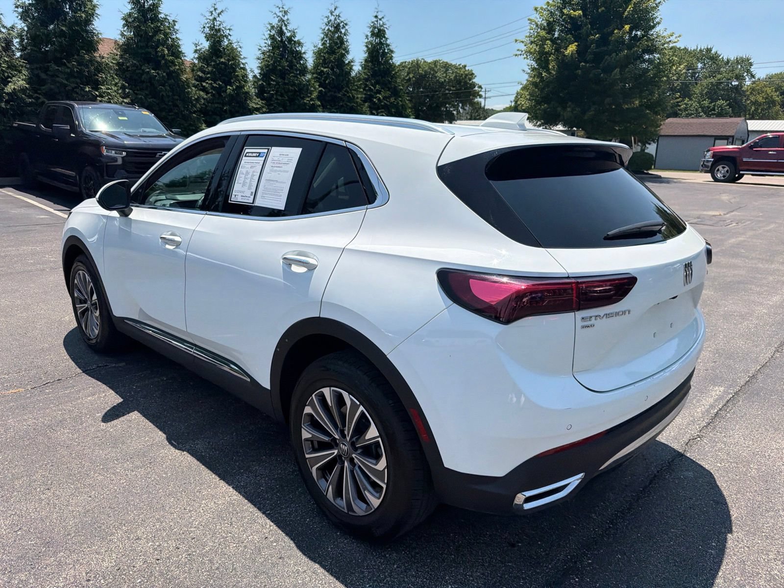Used 2024 Buick Envision Preferred AWD/4WD image 3