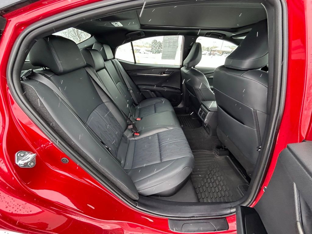 Used 2025 Toyota Camry XSE image 30