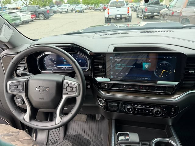 Used 2023 Chevrolet Silverado 1500 LT Trail Boss w/ Convenience Package II AWD/4WD image 19