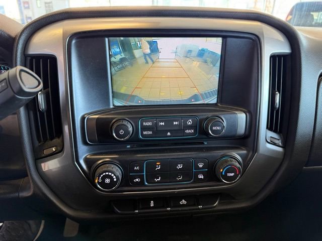 Used 2018 Chevrolet Silverado 1500 LT w/ Trailering Package image 16