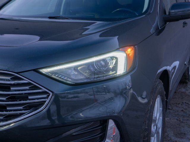 Used 2022 Ford Edge SEL image 11