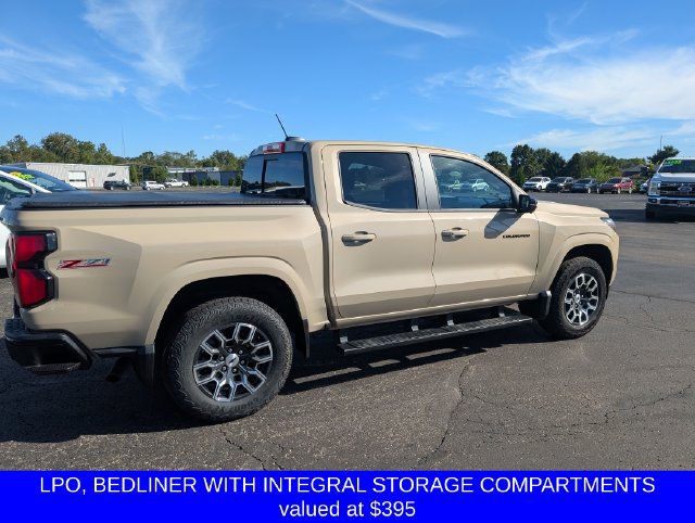 Used 2024 Chevrolet Colorado Z71 w/ Z71 Convenience Package 2 AWD/4WD image 9