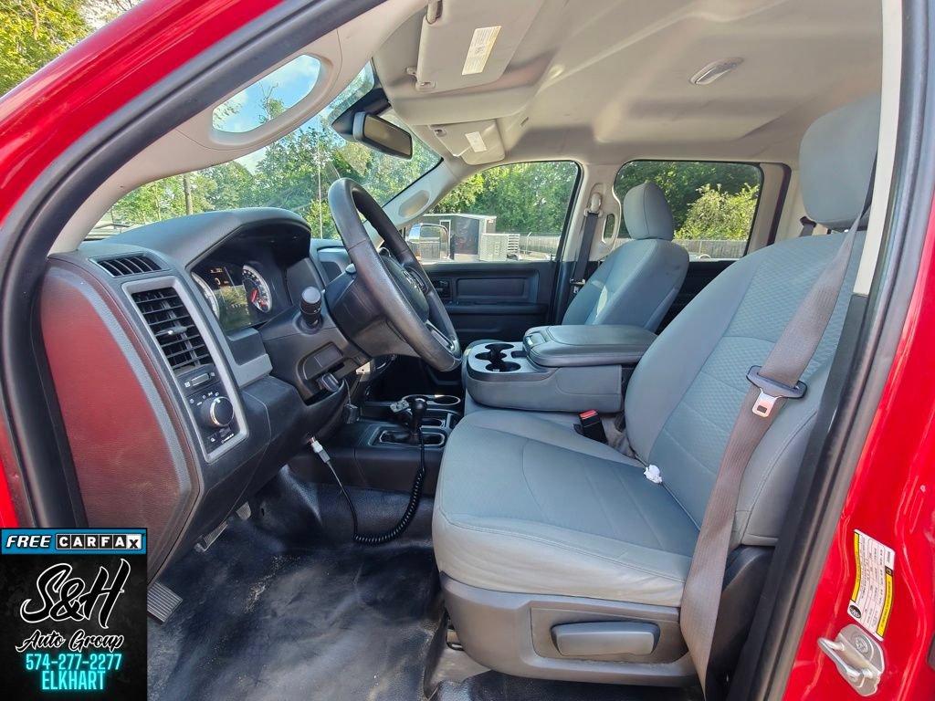 Used 2018 RAM 2500 Tradesman w/ Chrome Appearance Group AWD/4WD image 16