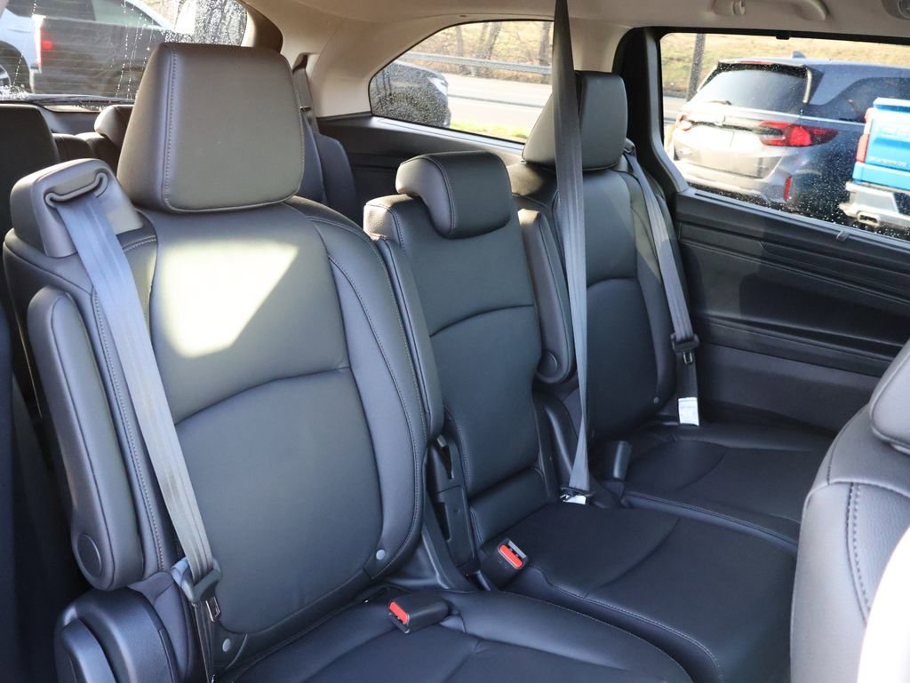Certified 2026 Honda Odyssey EX-L image 12
